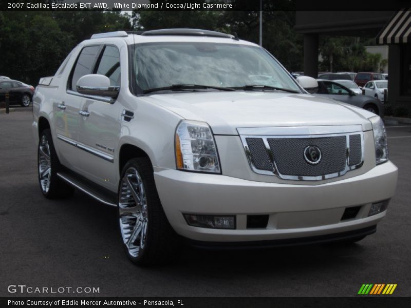 White Diamond / Cocoa/Light Cashmere 2007 Cadillac Escalade EXT AWD