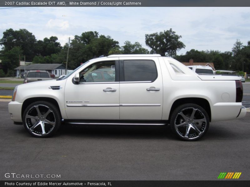 White Diamond / Cocoa/Light Cashmere 2007 Cadillac Escalade EXT AWD