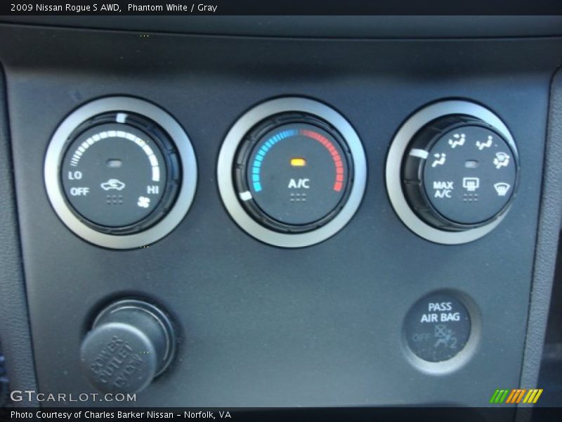 Phantom White / Gray 2009 Nissan Rogue S AWD