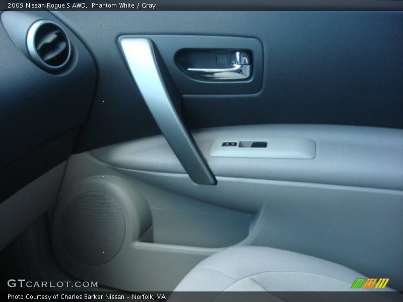 Phantom White / Gray 2009 Nissan Rogue S AWD