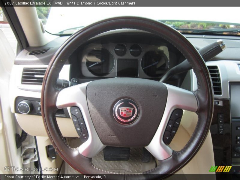  2007 Escalade EXT AWD Steering Wheel