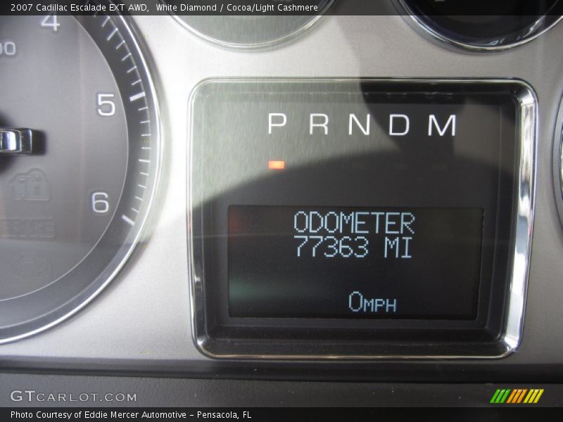 White Diamond / Cocoa/Light Cashmere 2007 Cadillac Escalade EXT AWD