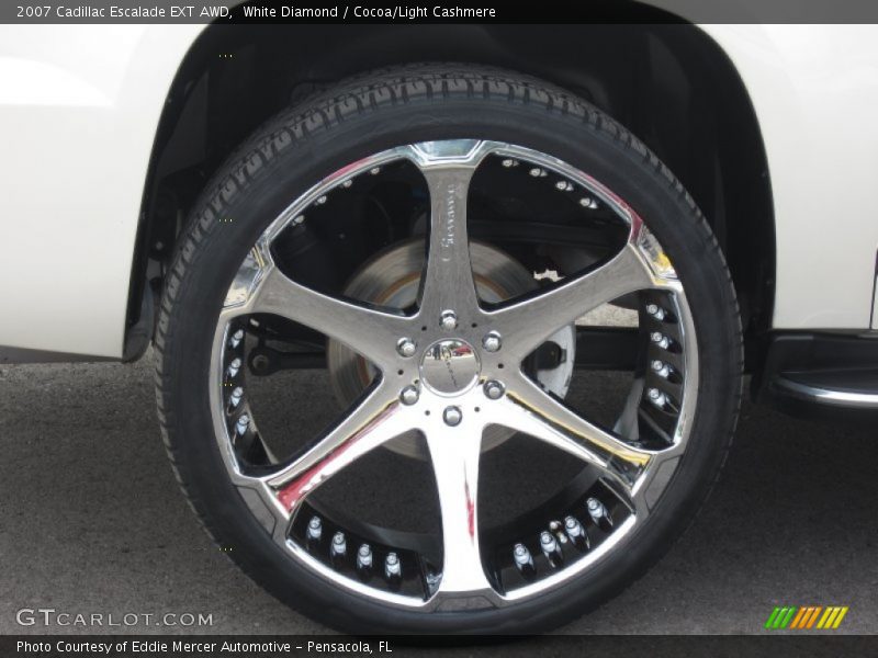 Custom Wheels of 2007 Escalade EXT AWD