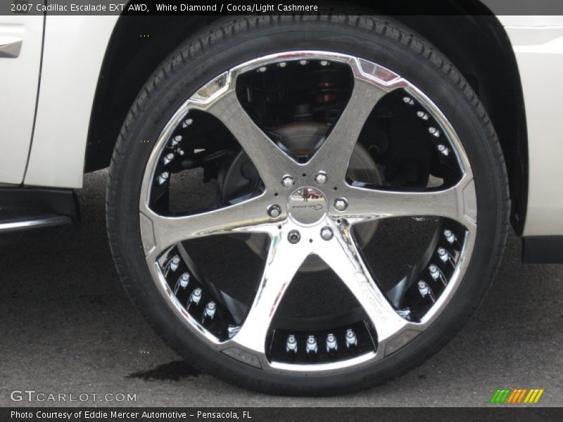 Custom Wheels of 2007 Escalade EXT AWD