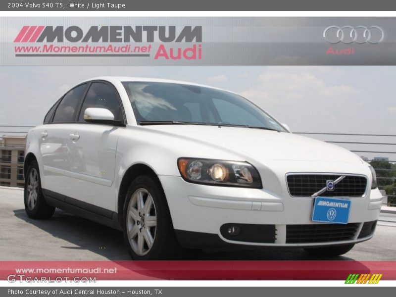 White / Light Taupe 2004 Volvo S40 T5