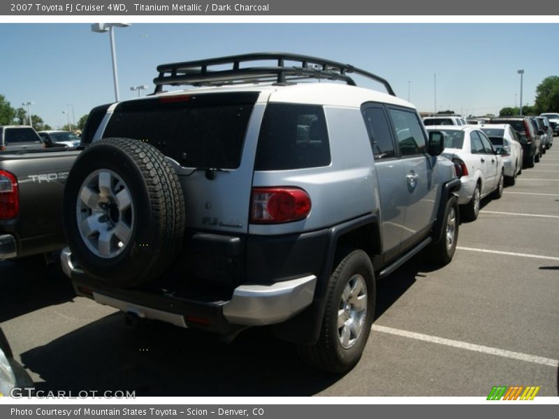 Titanium Metallic / Dark Charcoal 2007 Toyota FJ Cruiser 4WD
