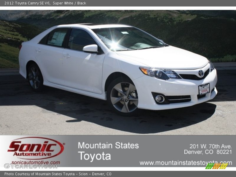 Super White / Black 2012 Toyota Camry SE V6