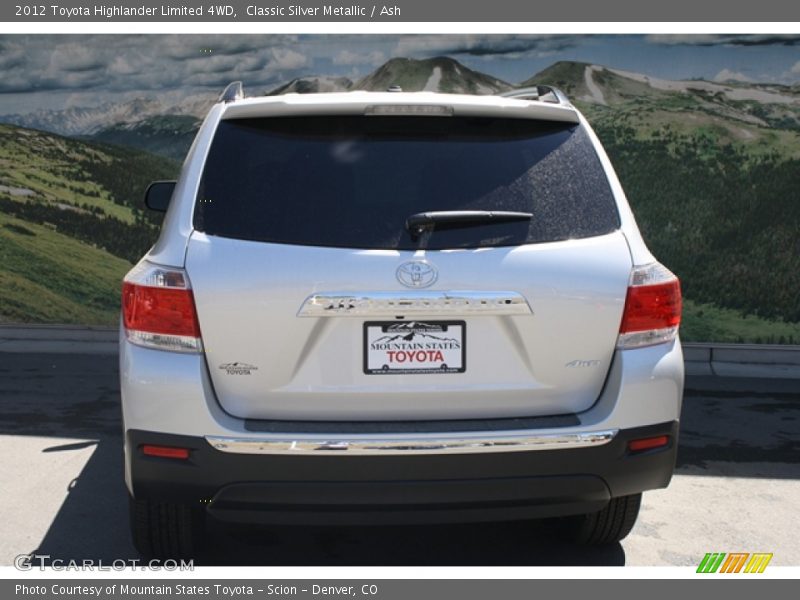 Classic Silver Metallic / Ash 2012 Toyota Highlander Limited 4WD