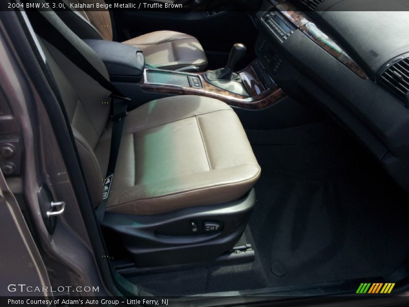Kalahari Beige Metallic / Truffle Brown 2004 BMW X5 3.0i