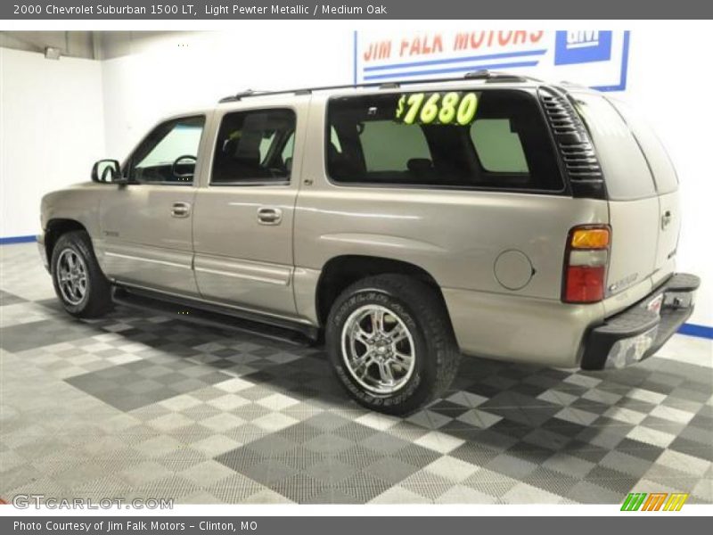 Light Pewter Metallic / Medium Oak 2000 Chevrolet Suburban 1500 LT
