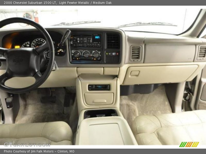 Light Pewter Metallic / Medium Oak 2000 Chevrolet Suburban 1500 LT