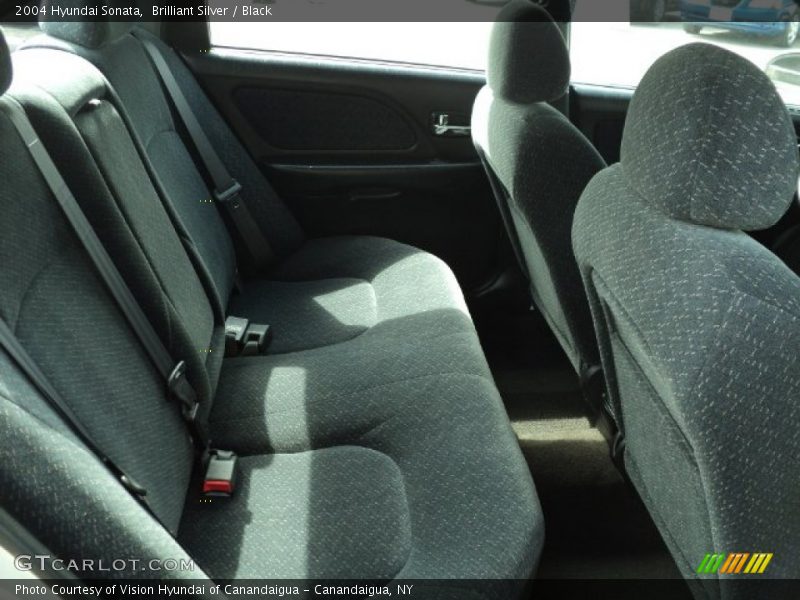 Brilliant Silver / Black 2004 Hyundai Sonata