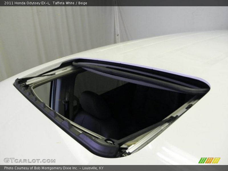 Taffeta White / Beige 2011 Honda Odyssey EX-L
