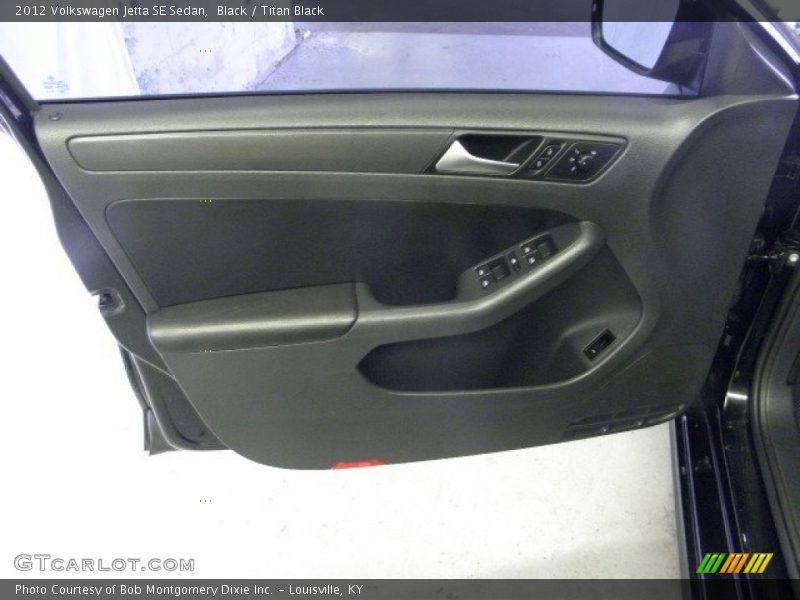 Black / Titan Black 2012 Volkswagen Jetta SE Sedan