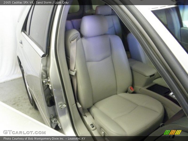Sand Storm / Light Gray 2005 Cadillac SRX V6