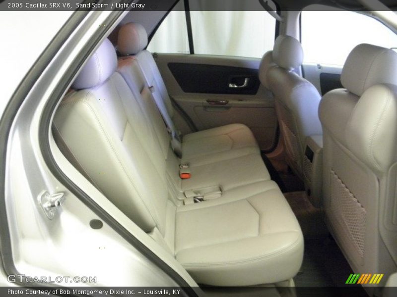 Sand Storm / Light Gray 2005 Cadillac SRX V6