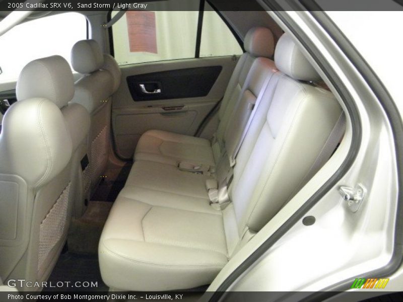 Sand Storm / Light Gray 2005 Cadillac SRX V6