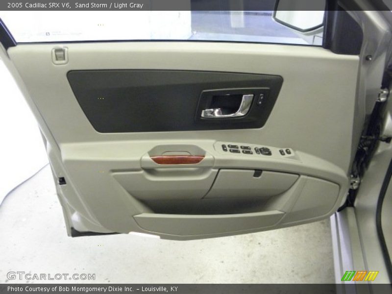 Sand Storm / Light Gray 2005 Cadillac SRX V6