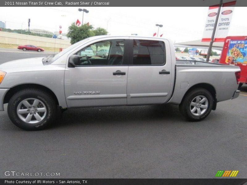 Radiant Silver / Charcoal 2011 Nissan Titan SV Crew Cab