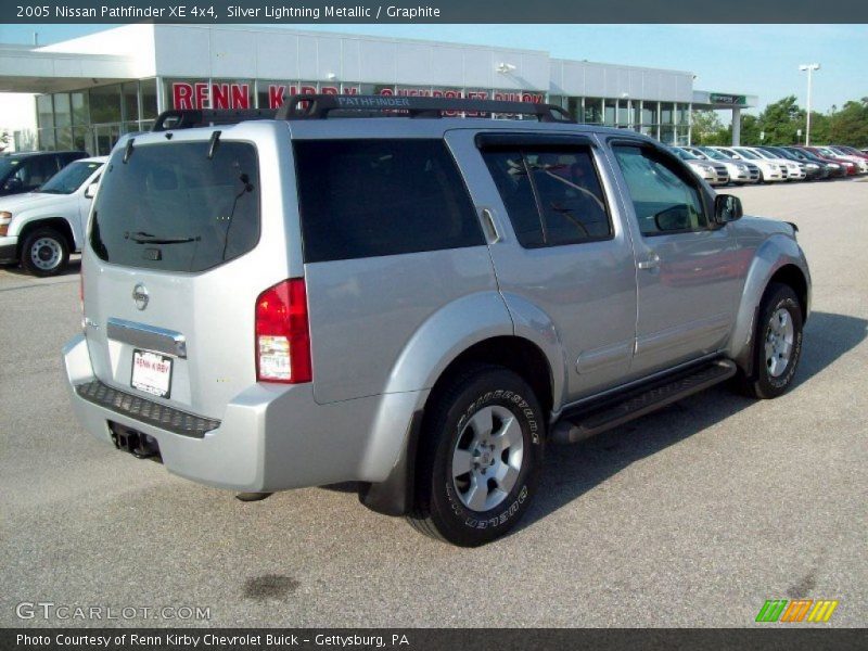 Silver Lightning Metallic / Graphite 2005 Nissan Pathfinder XE 4x4