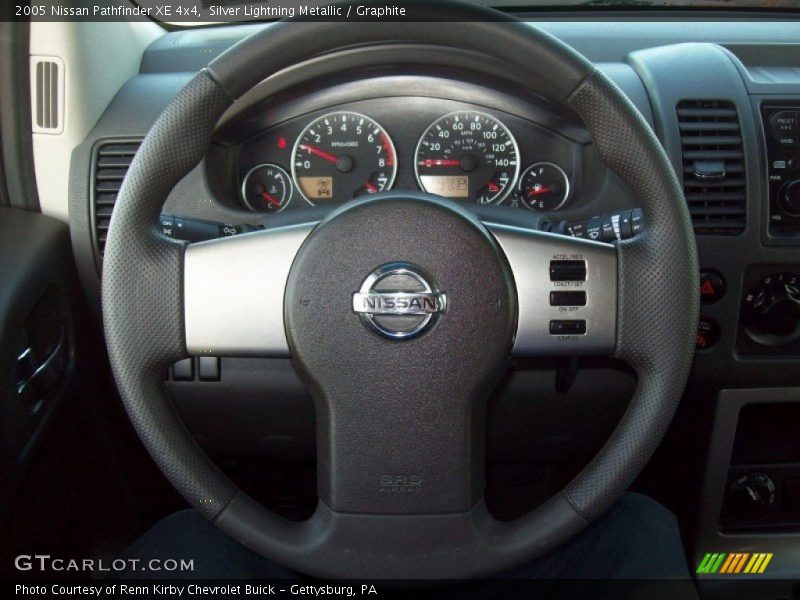 Silver Lightning Metallic / Graphite 2005 Nissan Pathfinder XE 4x4