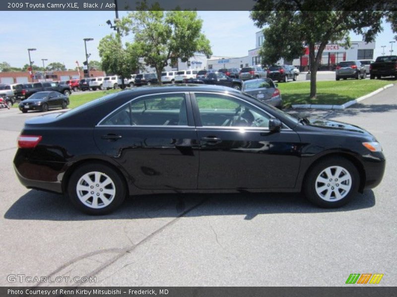 Black / Ash 2009 Toyota Camry XLE