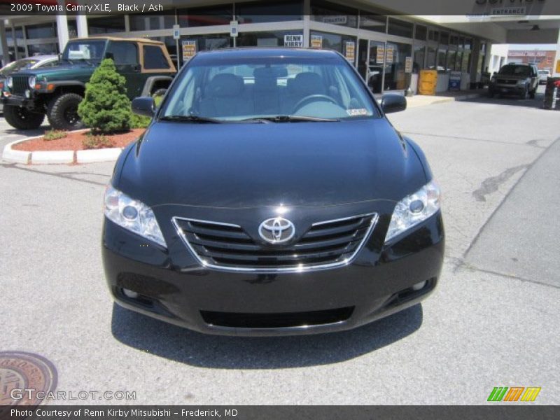 Black / Ash 2009 Toyota Camry XLE