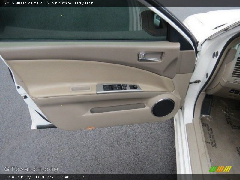 Satin White Pearl / Frost 2006 Nissan Altima 2.5 S