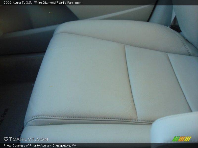 White Diamond Pearl / Parchment 2009 Acura TL 3.5