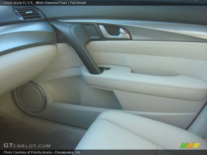 White Diamond Pearl / Parchment 2009 Acura TL 3.5