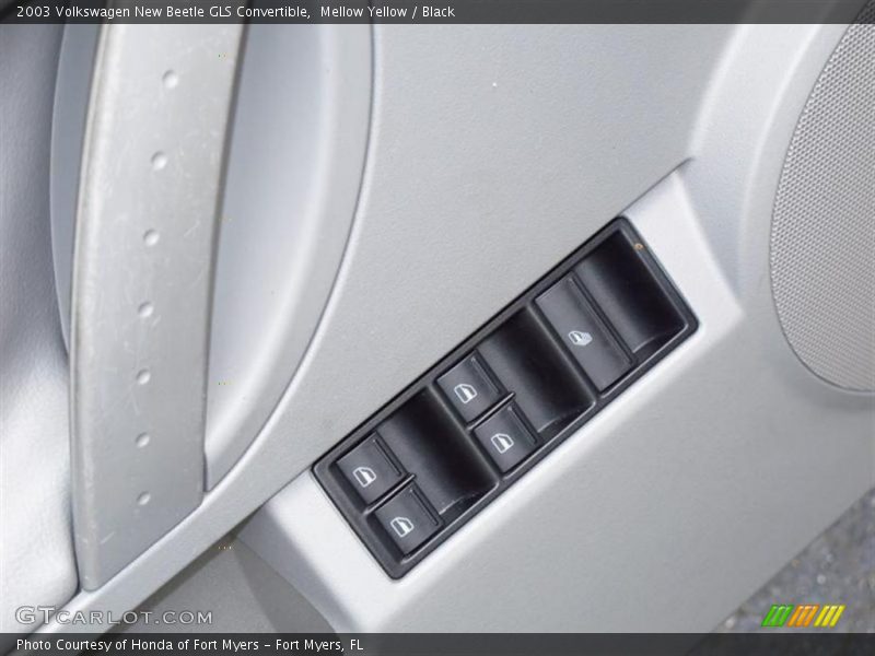 Mellow Yellow / Black 2003 Volkswagen New Beetle GLS Convertible