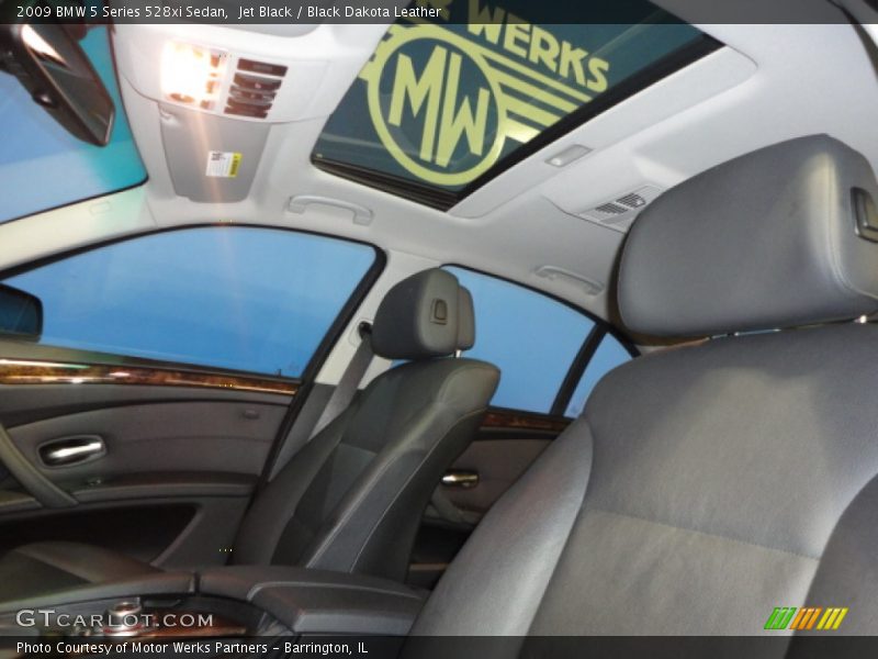 Jet Black / Black Dakota Leather 2009 BMW 5 Series 528xi Sedan