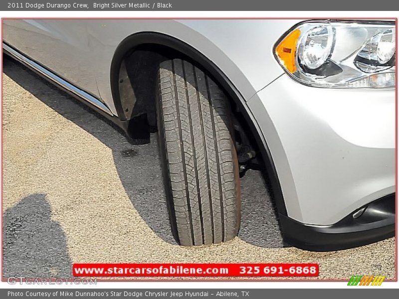 Bright Silver Metallic / Black 2011 Dodge Durango Crew