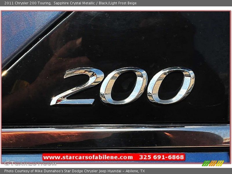 Sapphire Crystal Metallic / Black/Light Frost Beige 2011 Chrysler 200 Touring