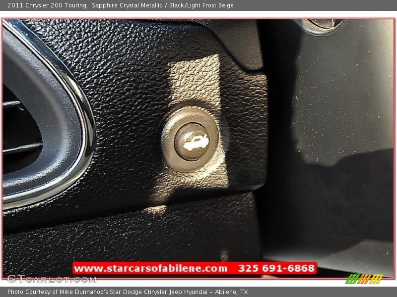 Sapphire Crystal Metallic / Black/Light Frost Beige 2011 Chrysler 200 Touring