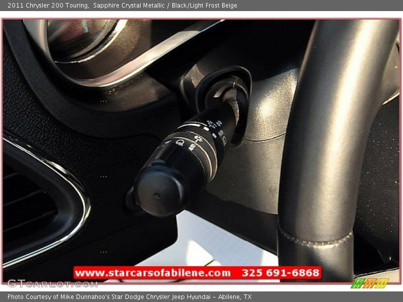 Sapphire Crystal Metallic / Black/Light Frost Beige 2011 Chrysler 200 Touring