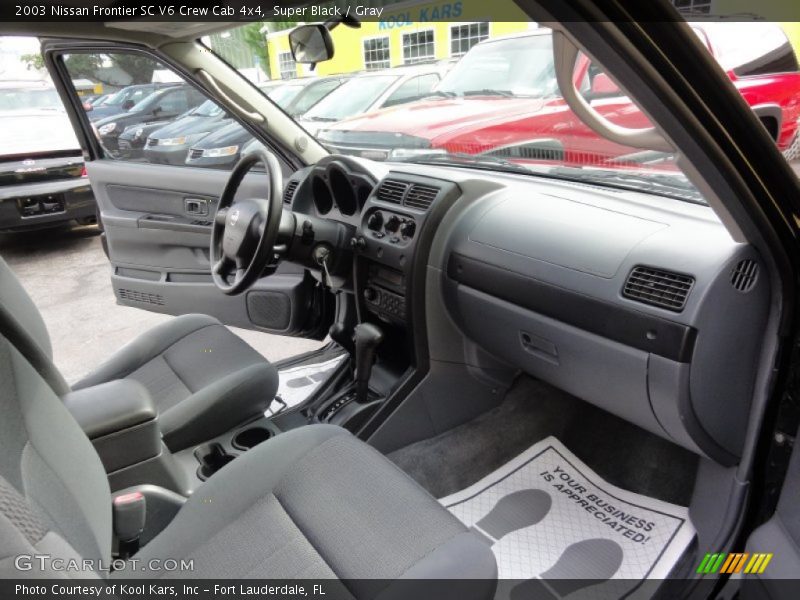 Super Black / Gray 2003 Nissan Frontier SC V6 Crew Cab 4x4