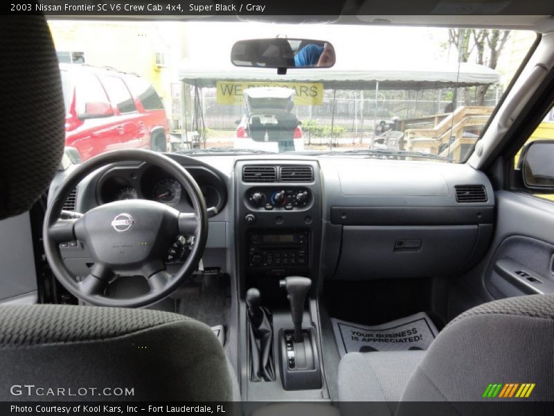 Super Black / Gray 2003 Nissan Frontier SC V6 Crew Cab 4x4