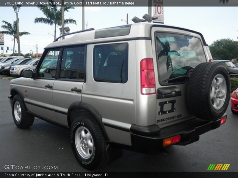White Gold Pearl Metallic / Bahama Beige 2001 Land Rover Discovery II SE