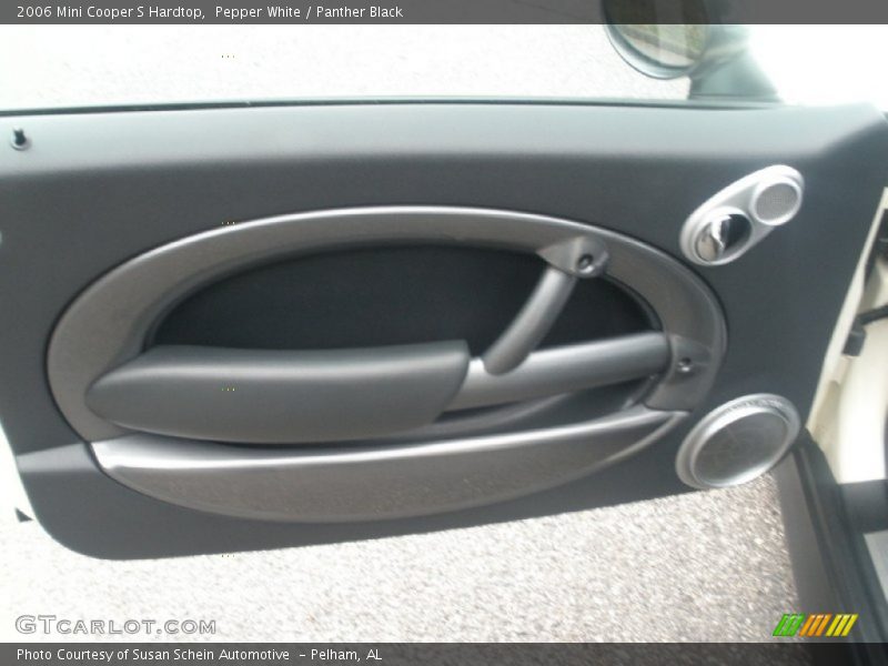 Pepper White / Panther Black 2006 Mini Cooper S Hardtop