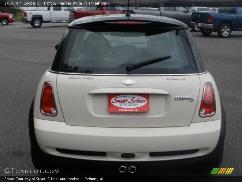 Pepper White / Panther Black 2006 Mini Cooper S Hardtop