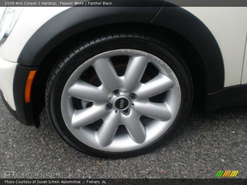 Pepper White / Panther Black 2006 Mini Cooper S Hardtop