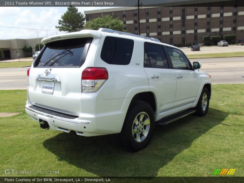Blizzard White Pearl / Sand Beige 2011 Toyota 4Runner SR5