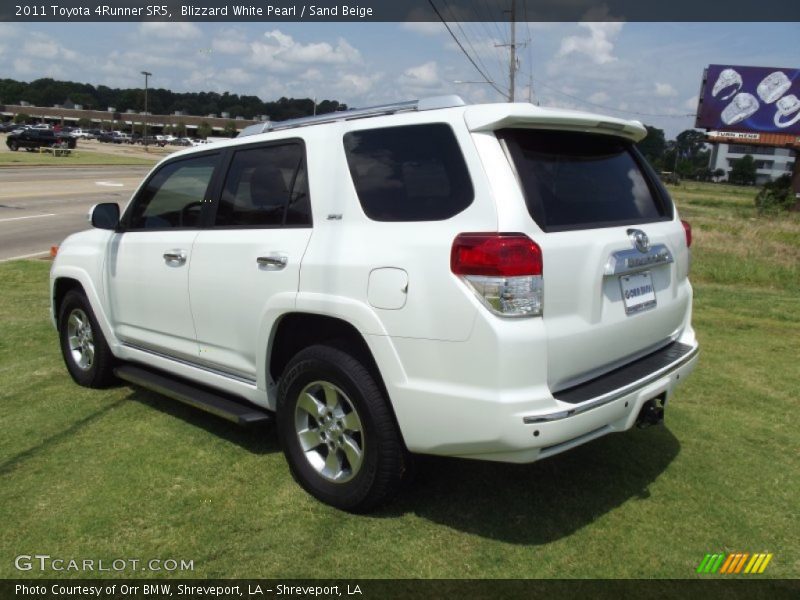 Blizzard White Pearl / Sand Beige 2011 Toyota 4Runner SR5