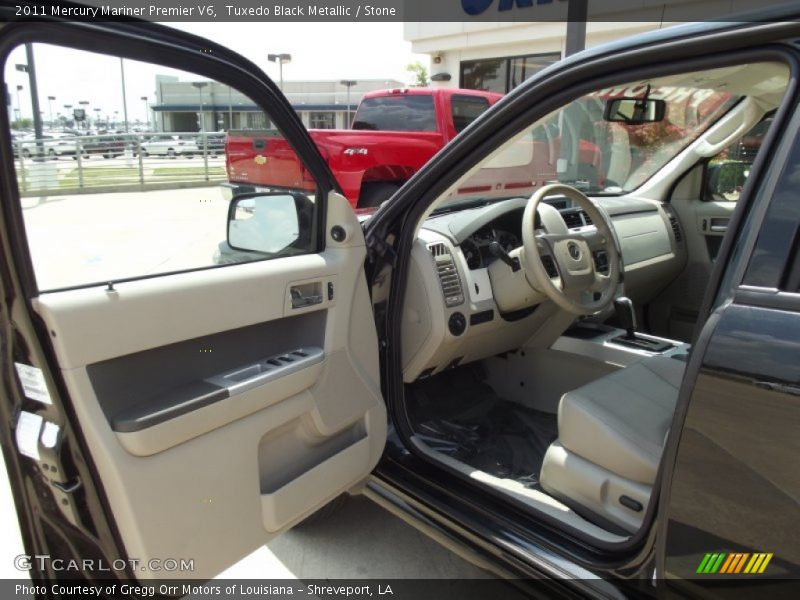 Tuxedo Black Metallic / Stone 2011 Mercury Mariner Premier V6