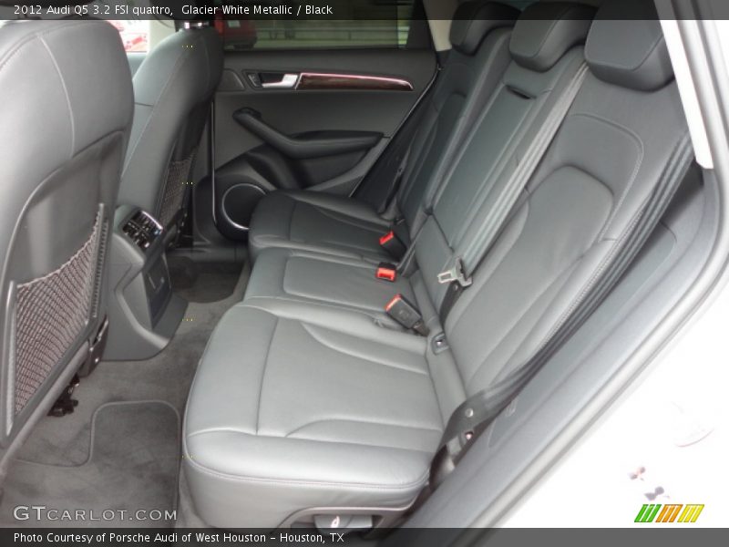 Rear Seat of 2012 Q5 3.2 FSI quattro