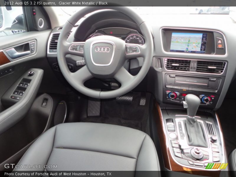 Dashboard of 2012 Q5 3.2 FSI quattro