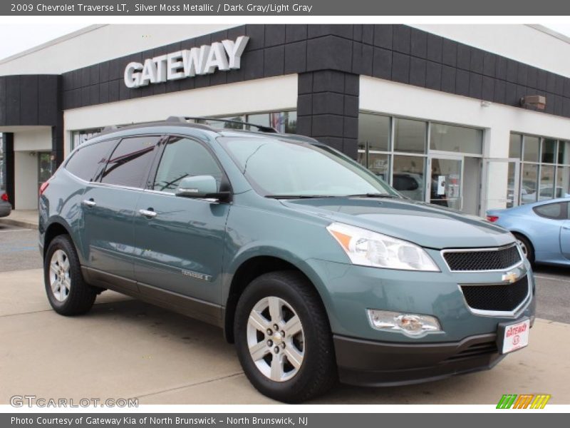 Silver Moss Metallic / Dark Gray/Light Gray 2009 Chevrolet Traverse LT