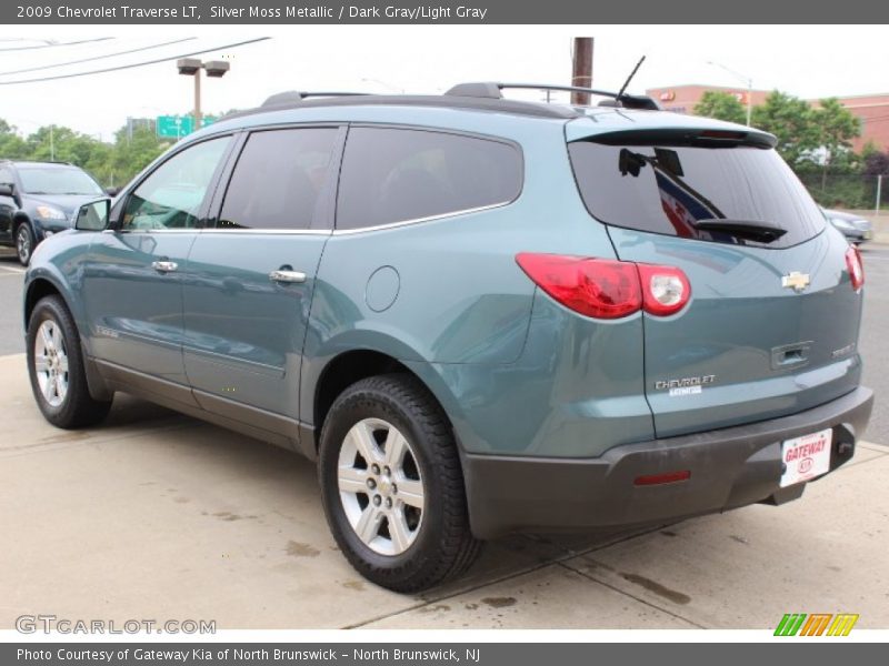 Silver Moss Metallic / Dark Gray/Light Gray 2009 Chevrolet Traverse LT