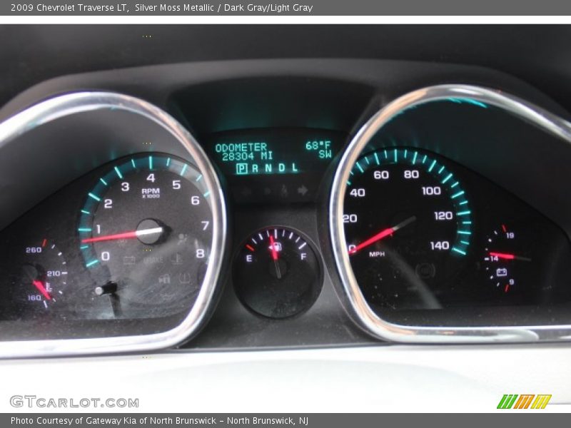 Silver Moss Metallic / Dark Gray/Light Gray 2009 Chevrolet Traverse LT